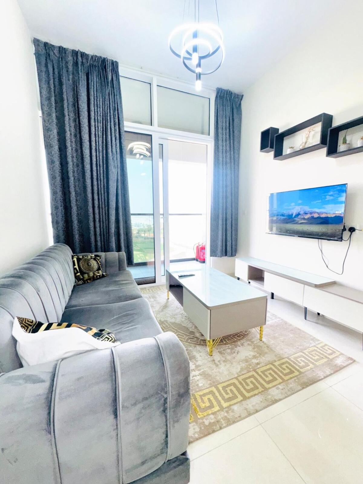 1bhk - Golf Damac Hills Apartment