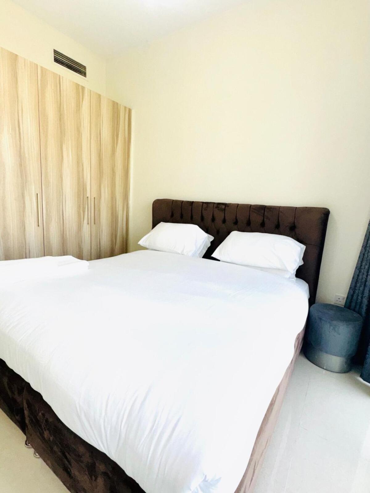 1bhk - Golf Damac Hills