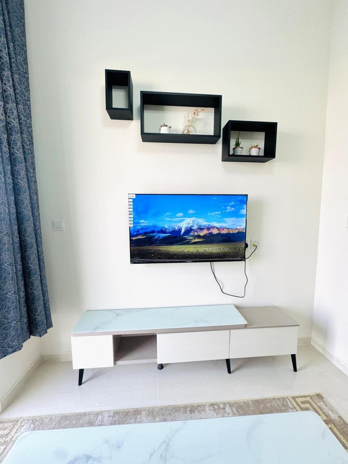 Apartment 1bhk - Golf Damac Hills