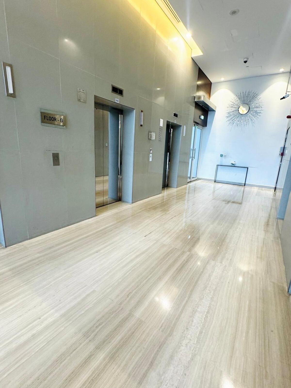 1bhk - Golf Damac Hills Apartment