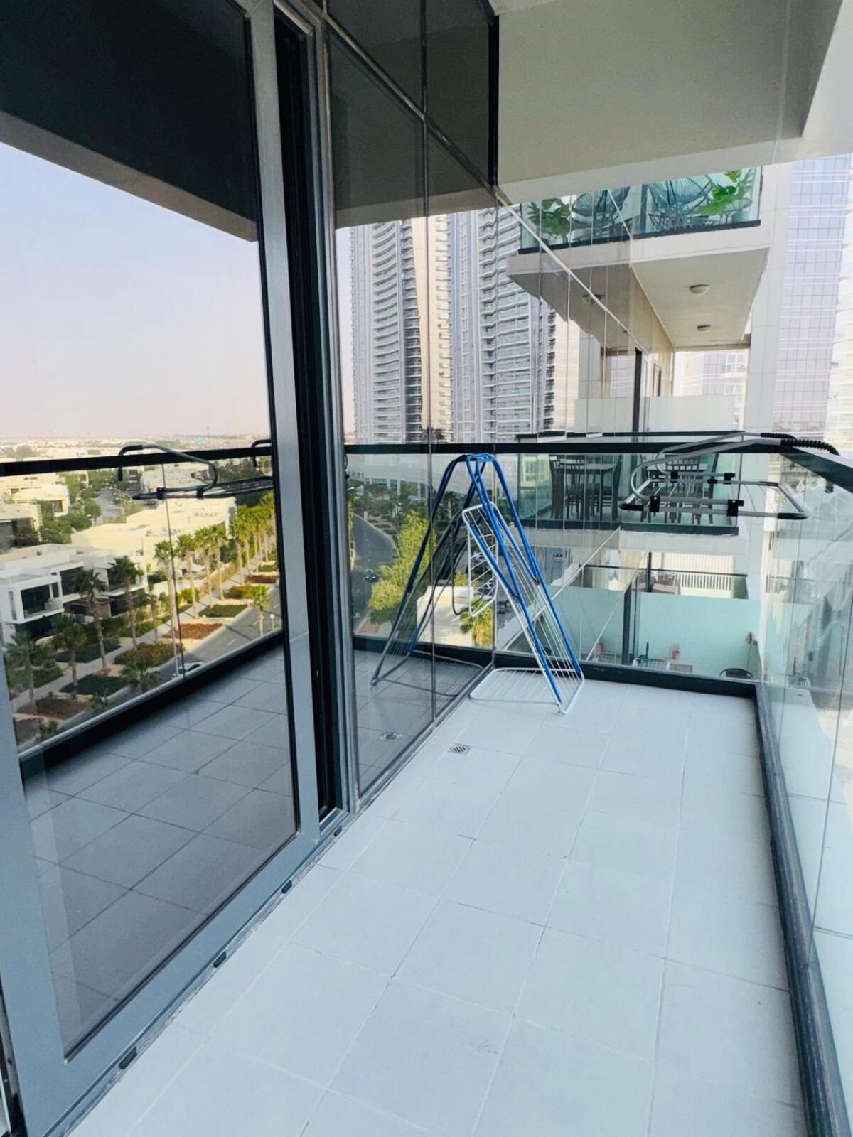 1bhk - Golf Damac Hills Apartment Dubai